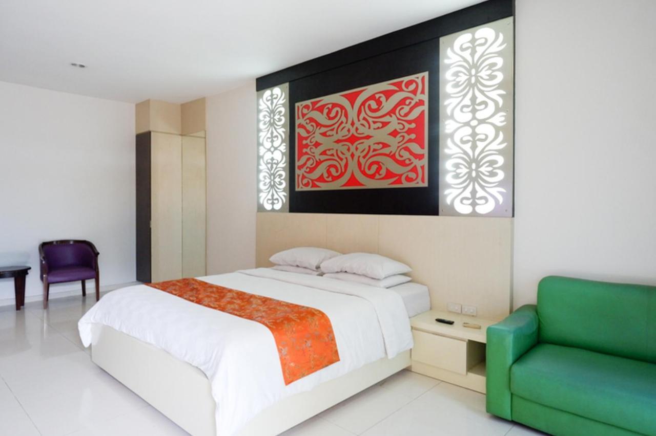Hotel New Puri Garden Bandara Semarang Exterior foto