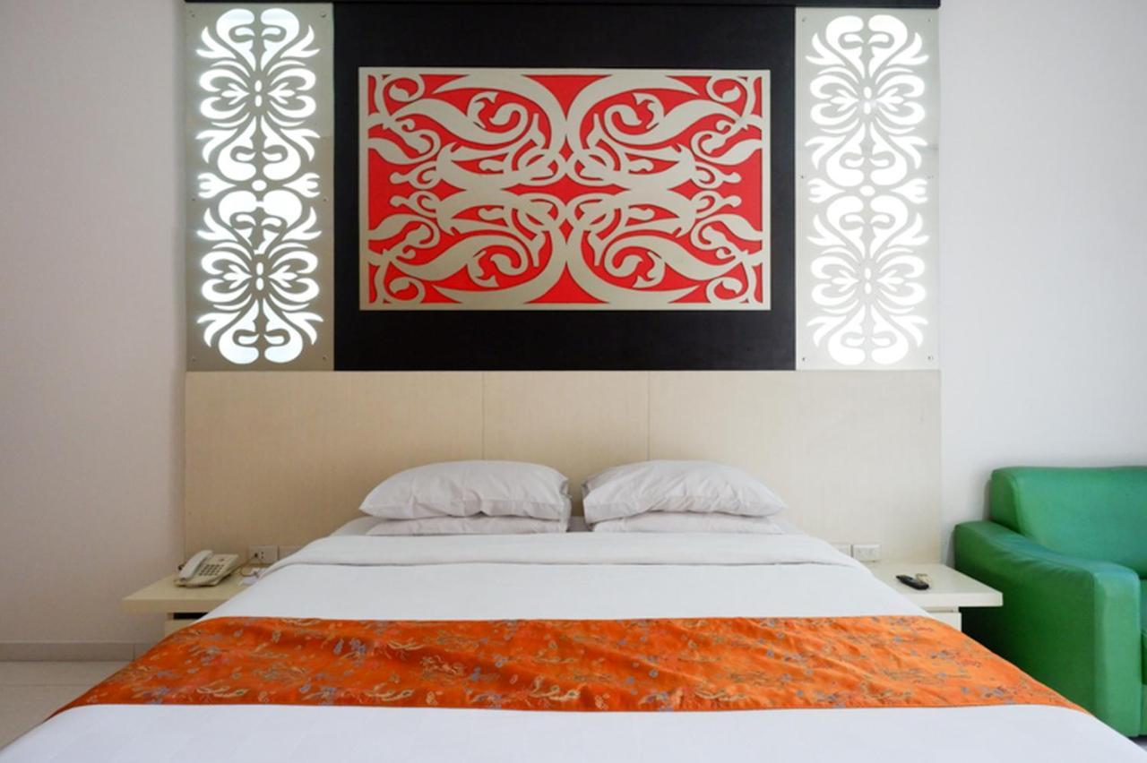 Hotel New Puri Garden Bandara Semarang Exterior foto