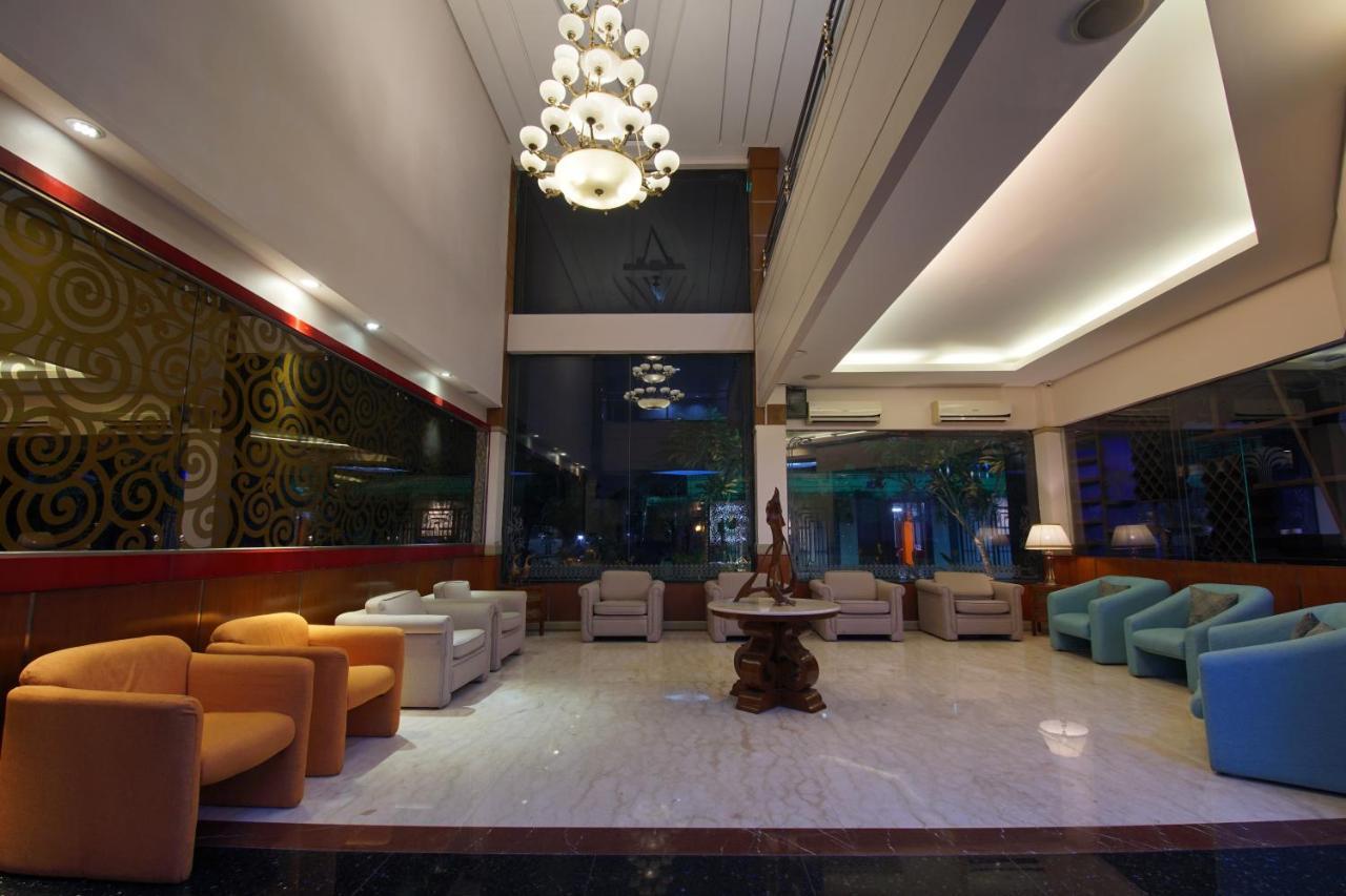 Hotel New Puri Garden Bandara Semarang Exterior foto