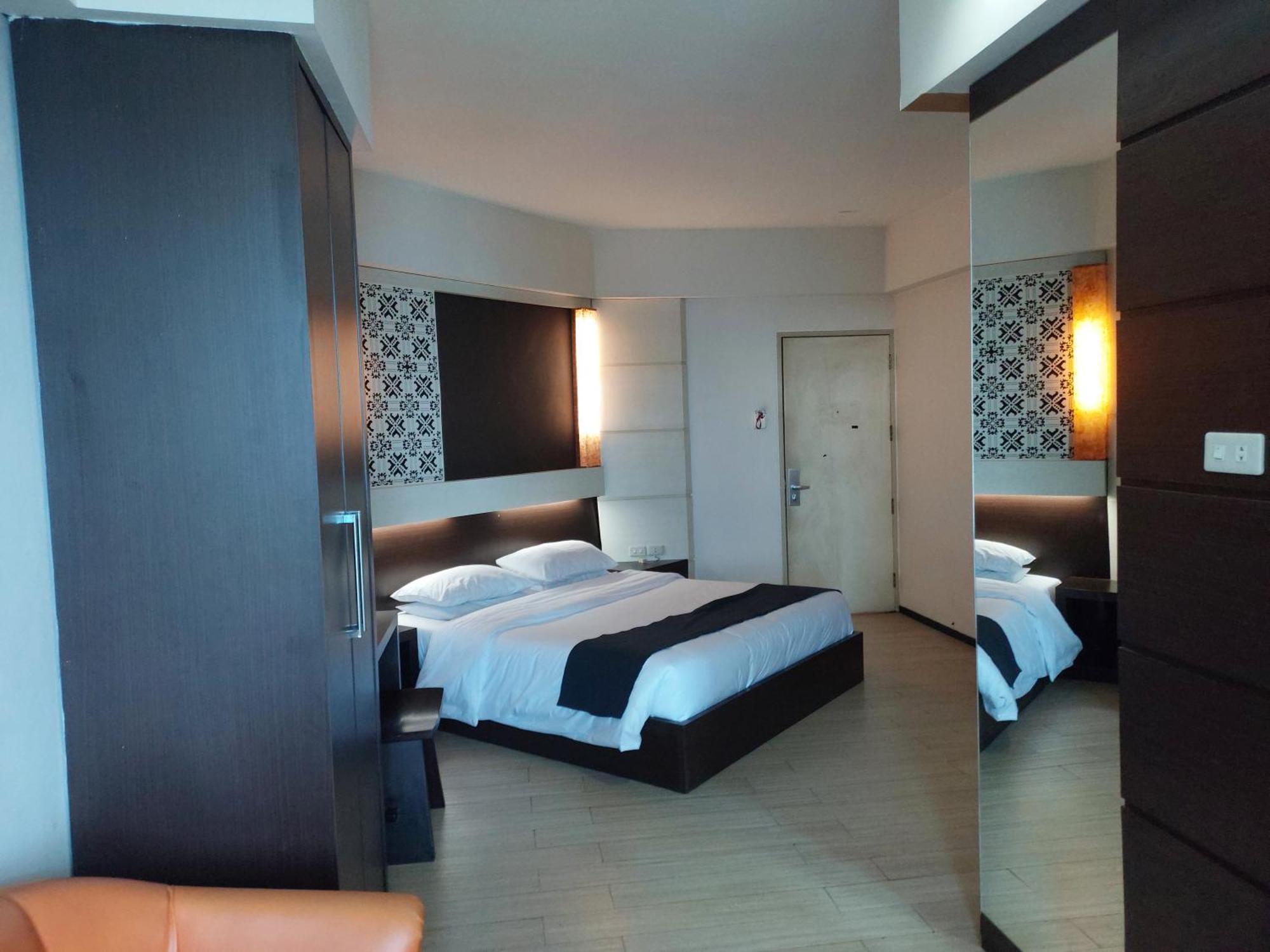 Hotel New Puri Garden Bandara Semarang Exterior foto