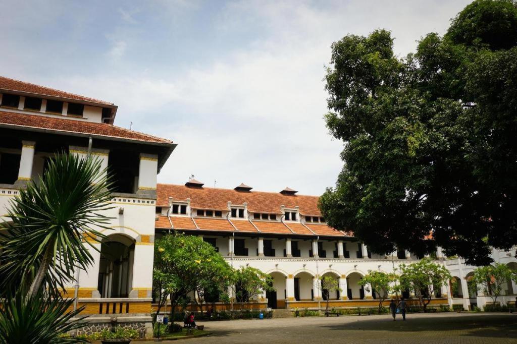 Hotel New Puri Garden Bandara Semarang Exterior foto